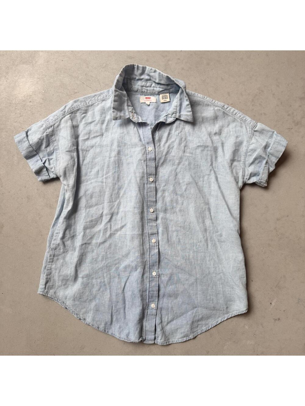 Levi's Light Blue Linen-blend Chambray Cuffed Short Sleeve Button-Up Shirt Small